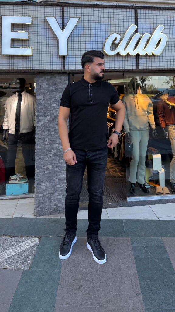 Fermuar Detaylı Tişört Siyah