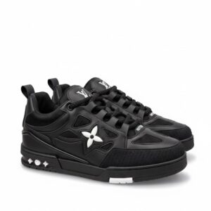 Siyah kalın tabanlı ve çiçek detaylı erkek spor ayakkabı