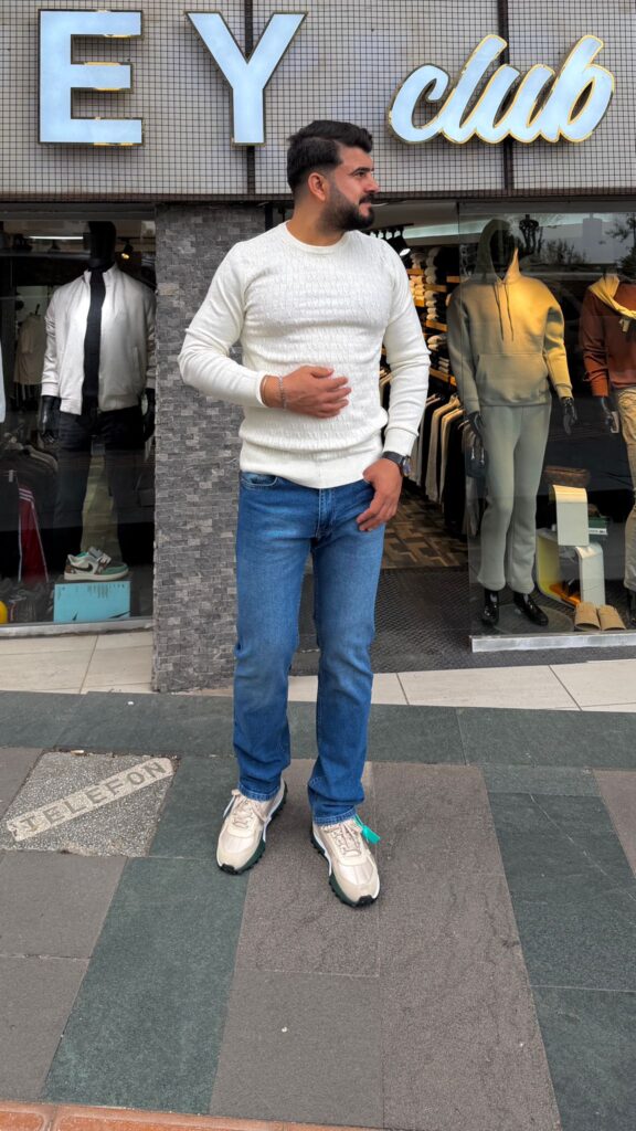 Sıfır Yaka Kazak Beyaz